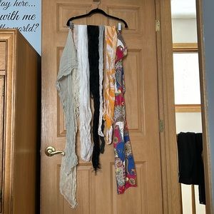 Lot of 7 scarves